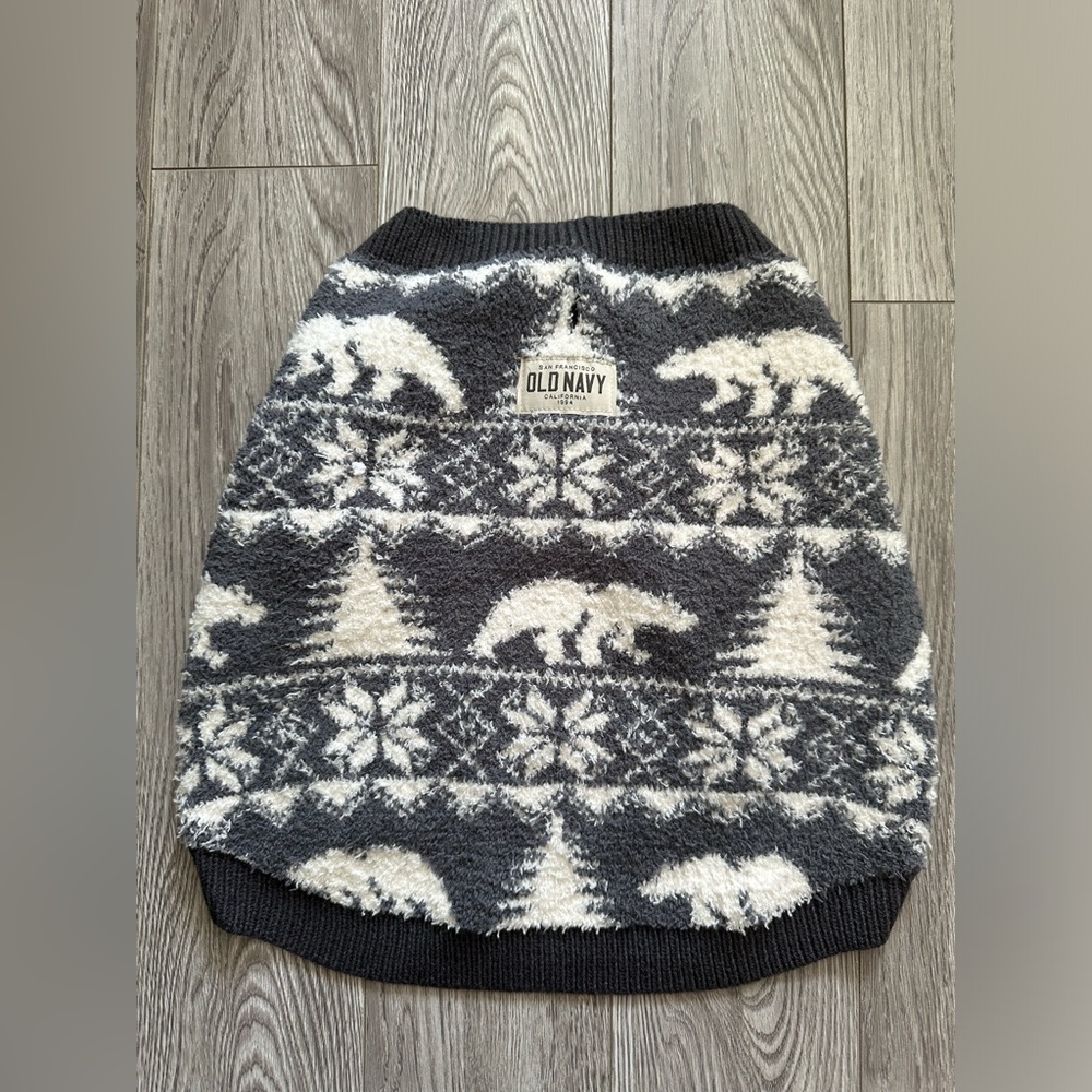 Old navy dog sweater
